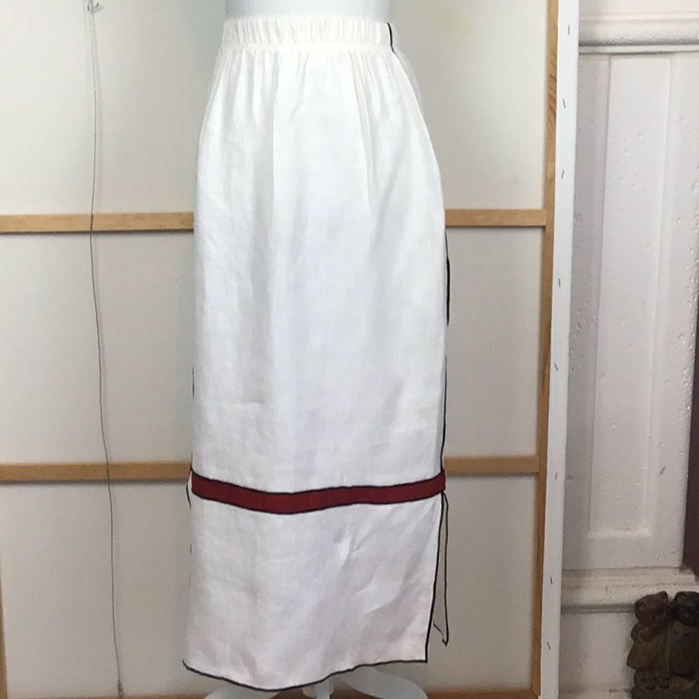 Xiao maxi linen skirt w/side slit & elastic waist